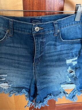 Scoop Denim Shorts